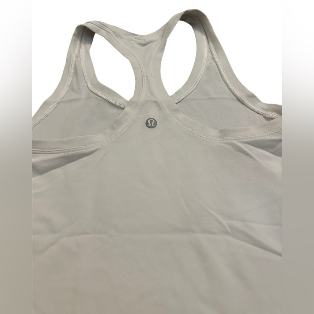 Lululemon White Size 4 Align Tank Hip Length Racerback - Picture 3 of 6